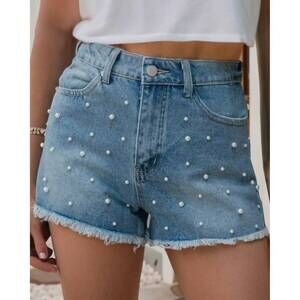 NEW LITTLE DAISY CLOSET pearl accent short in denim